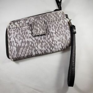 31 Wristlet. Nwot